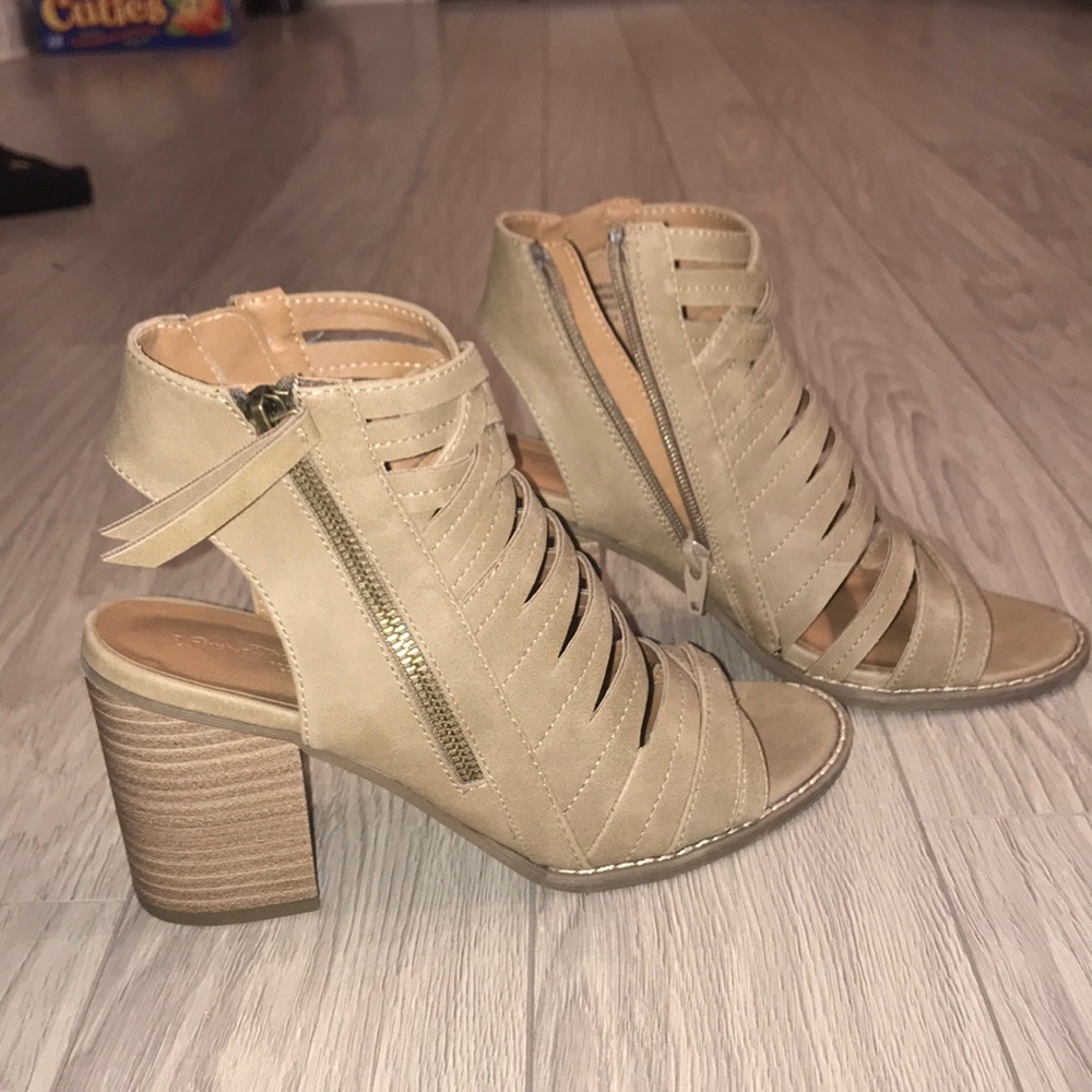 Universal thread shoes